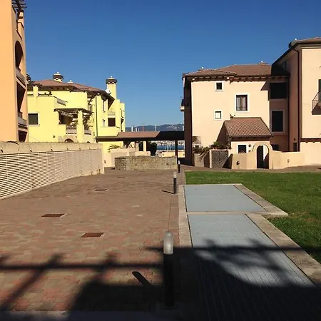 Borgo San Rocco Apartamento *